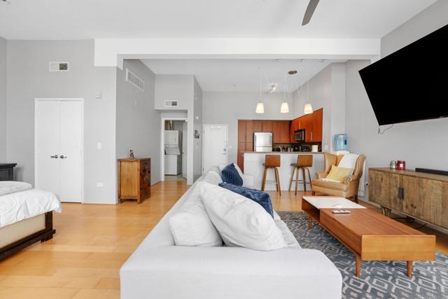 120 Island, San Diego CA: https://media.crmls.org/mediaz/e259f53b-803c-42f4-b9c4-e9ca2957ced7.jpg