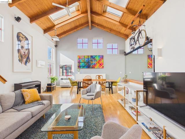 Details for 2932 Filbert St  2, Oakland, CA 94608