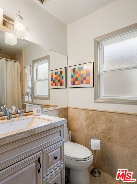 4344 Alla Road, Los Angeles CA: https://media.crmls.org/mediaz/e25ccb12-7413-4f55-a1db-b57835f8a851.jpg