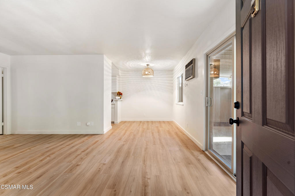 22050 Calvert Street #10