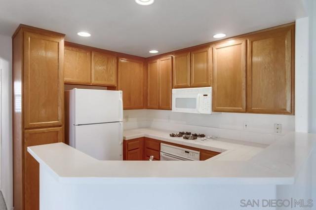 11952 Cypress Canyon Rd, San Diego CA: https://media.crmls.org/mediaz/e25f7d5e-9b23-499e-80fd-3a410b847188.jpg