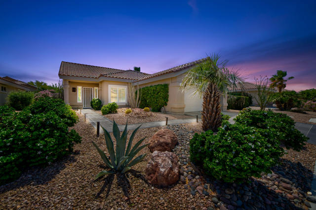 78391 Desert Willow Drive, Palm Desert CA: https://media.crmls.org/mediaz/e25fef33-1b69-496d-8d09-6b9726df3318.jpg