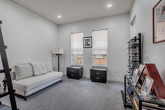 88 S Broadway, Millbrae CA: https://media.crmls.org/mediaz/e260ae37-3e4b-4614-ab5c-3be3d77c92a9.jpg