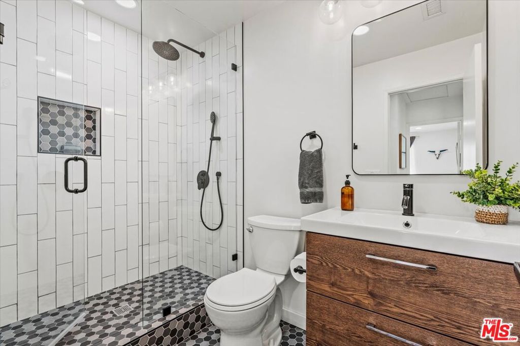 MLS #25610221 image #19