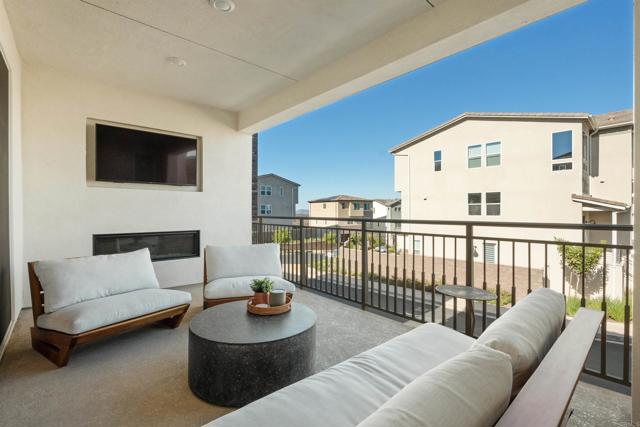 15751 Wainwright Way, San Diego CA: https://media.crmls.org/mediaz/e2613a75-d66d-4783-8423-a3fc8a9a56ab.jpg