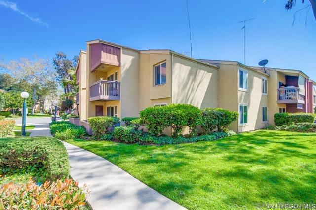 5962 Rancho Mission RD, San Diego CA: https://media.crmls.org/mediaz/e2614ef6-f459-476e-9934-708cf921480b.jpg