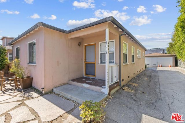 4057 Tivoli Avenue photo 3