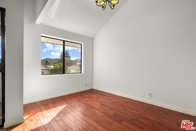 4542 Coldwater Canyon Avenue, 14 photo 6