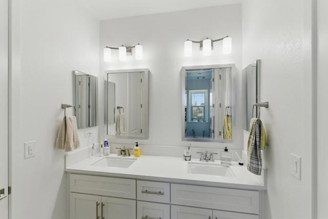 1122 S Morning Glory Drive, Mountain House CA: https://media.crmls.org/mediaz/e2632046-232a-444e-a3b5-263c1df643fb.jpg