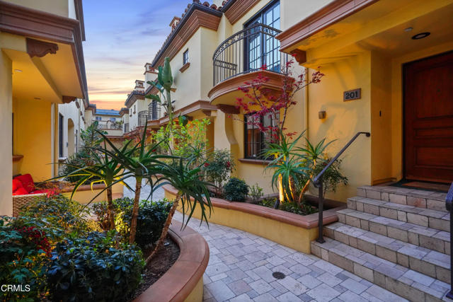 Detail Gallery Image 44 of 51 For 985 N Michillinda Ave #207,  Pasadena,  CA 91107 - 3 Beds | 5 Baths