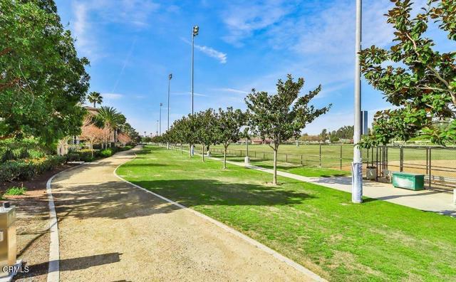 Detail Gallery Image 25 of 34 For 232 Lightwood St, Camarillo,  CA 93012 - 3 Beds | 3/1 Baths