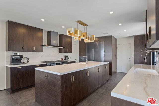 Drew Fenton | 17438 Revello Drive Pacific Palisades CA | MLS: 7251367