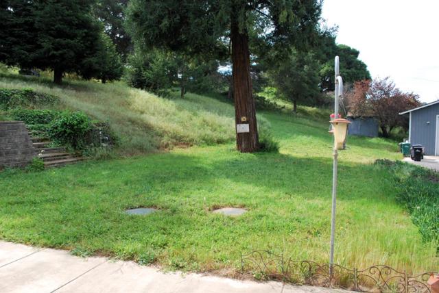 9194 Coker Road, Salinas CA: https://media.crmls.org/mediaz/e2658e80-6b42-40aa-8ab8-aabf06598587.jpg