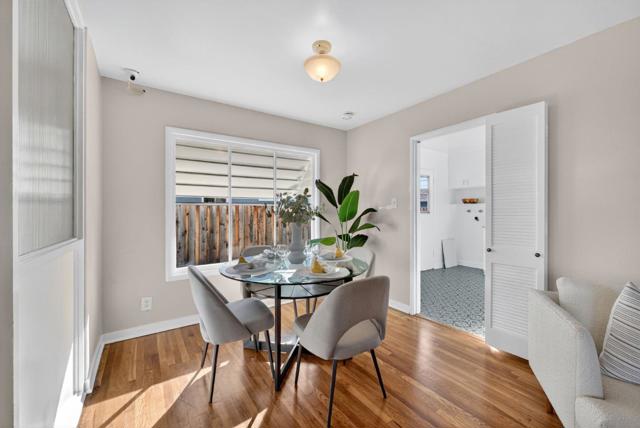 876 Sunset Drive, Santa Clara CA: https://media.crmls.org/mediaz/e265959d-7d47-4651-8dd9-f70304ef7e51.jpg