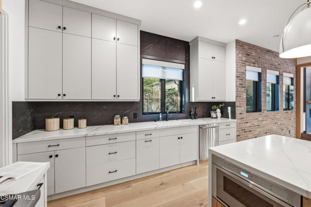 5 Bed Home for Sale in Sherman Oaks, California