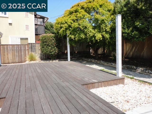 36 Greenwood Dr, South San Francisco CA: https://media.crmls.org/mediaz/e2665ad3-fe42-413f-a85d-326fd7121169.jpg