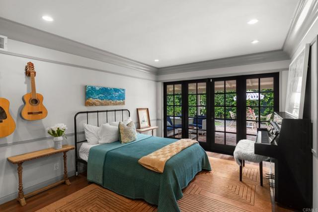 315 Mira Monte, La Jolla CA: https://media.crmls.org/mediaz/e266626c-83cc-49b9-95b5-16580788ee5b.jpg