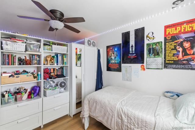 248 Orange Avenue, Coronado CA: https://media.crmls.org/mediaz/e266e91c-cc1e-4e75-9d9f-b70b88b5d351.jpg