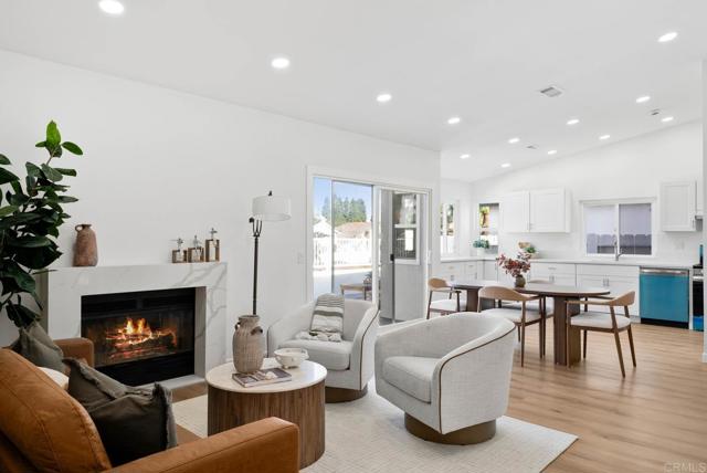 Detail Gallery Image 5 of 29 For 2038 Waterbury Dr, Chula Vista,  CA 91913 - 3 Beds | 2 Baths