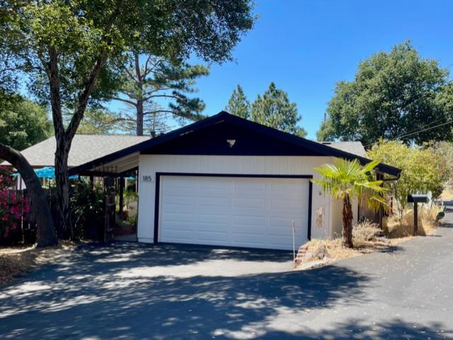185 Woodston Way, Ben Lomond CA: https://media.crmls.org/mediaz/e26bce60-c862-45c2-afb2-86cf716e5b5e.jpg