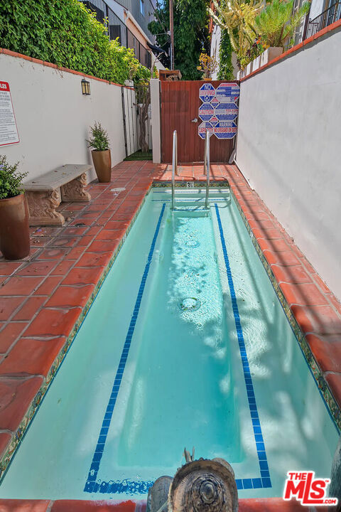 1414 N Harper Avenue, West Hollywood CA: https://media.crmls.org/mediaz/e26cf98b-449d-4f87-b70a-c6eb954be983.jpg