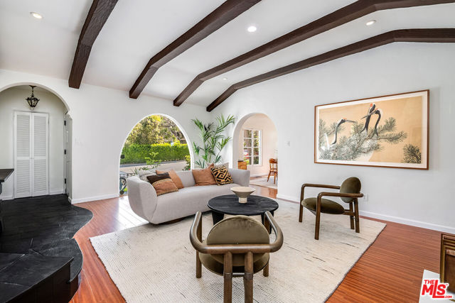 3137 Lindo Street, Los Angeles CA: https://media.crmls.org/mediaz/e26d57ce-1e5a-4a3a-8e7f-9b64f078aa64.jpg