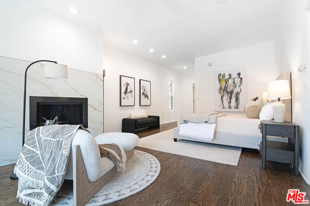8155 Willow Glen Road, Los Angeles CA: https://media.crmls.org/mediaz/e26dc45f-0d2f-4b46-9330-81b22d603e5e.jpg