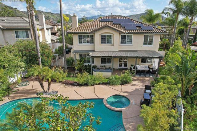 3140 Willow Creek Pl, Escondido CA: https://media.crmls.org/mediaz/e270552b-e358-4a7a-baee-7e2267ba8a83.jpg