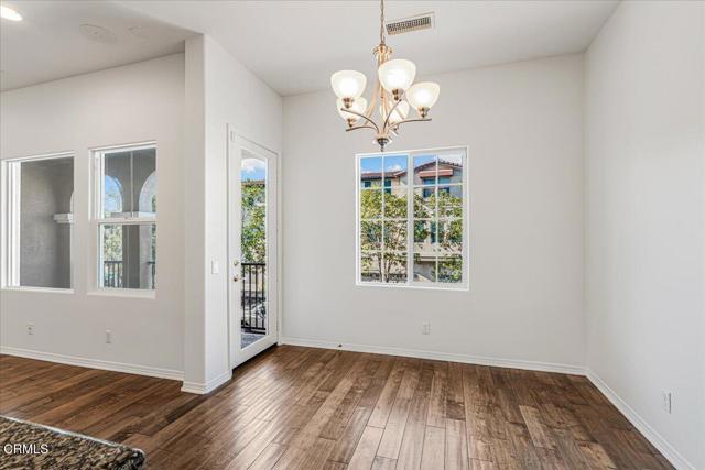 Detail Gallery Image 9 of 30 For 288 Lightwood St, Camarillo,  CA 93012 - 2 Beds | 2 Baths