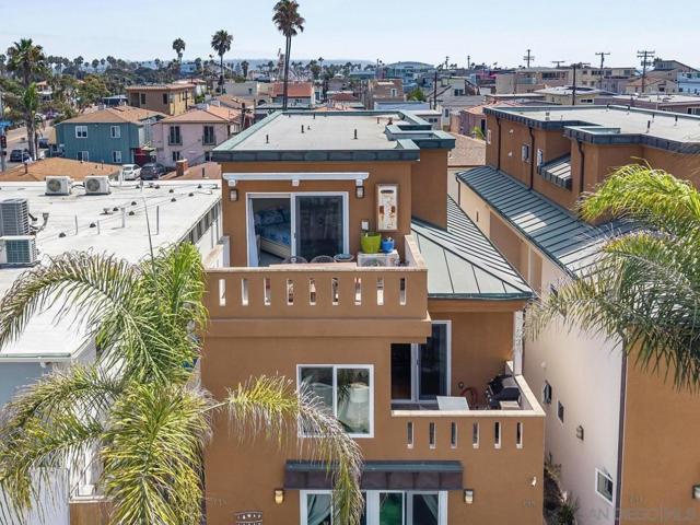 735 Jersey Court, San Diego CA: https://media.crmls.org/mediaz/e2718b00-c7f1-4a57-a2ee-d40b79b24bde.jpg