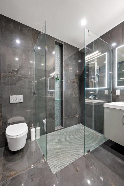 2372 Donner Pass Avenue, Sacramento CA: https://media.crmls.org/mediaz/e27190c8-4446-4f47-a354-2aa4fdb183b6.jpg