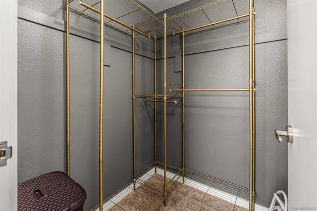 2879 B St, San Diego CA: https://media.crmls.org/mediaz/e271a5a3-a52a-496f-bd14-9bb8f6a05026.jpg