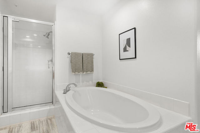 7101 Playa Vista Drive, Playa Vista CA: https://media.crmls.org/mediaz/e272cf87-de99-4470-b4e4-1b2419e4b0fc.jpg