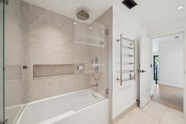 116 Loma Vista Court, Los Gatos CA: https://media.crmls.org/mediaz/e2742123-7926-4900-93c8-6c71ec115566.jpg