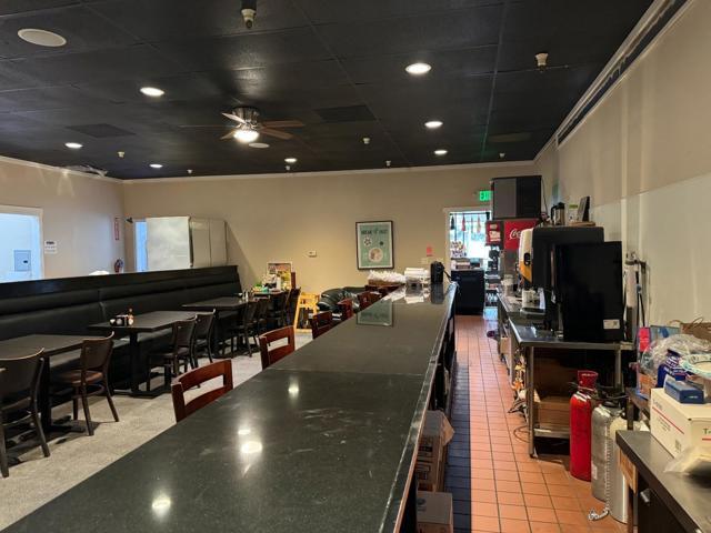 1688 1688 Decoto Road, Union City CA: https://media.crmls.org/mediaz/e2768183-d4df-43ee-b165-8abc6706f2bb.jpg