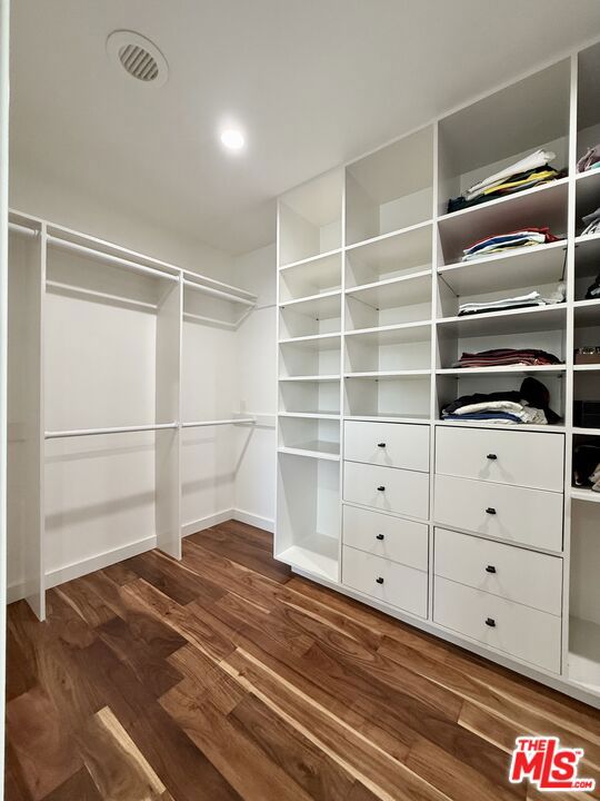 2008 Belmont Lane, Redondo Beach CA: https://media.crmls.org/mediaz/e277a4a8-bc36-423e-b7ec-73738c431e17.jpg