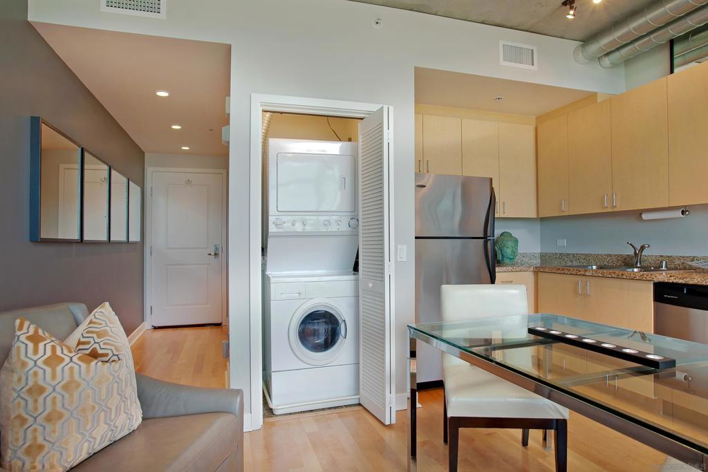 1080 Park Blvd - photo 10