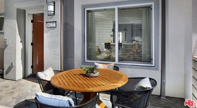 13995 Foothill Boulevard, Fontana CA: https://media.crmls.org/mediaz/e2783b14-0d3a-4e7a-a478-4f697f0b8d98.jpg