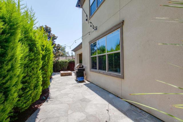3507 FOUR PEAKS, Carlsbad CA: https://media.crmls.org/mediaz/e2789b24-fbae-4ac1-a90b-43f41f5ede02.jpg