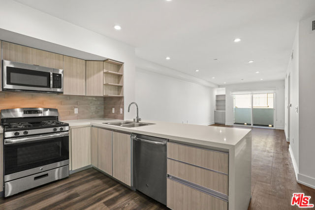 1836 Colby, Los Angeles CA: https://media.crmls.org/mediaz/e2793dd1-f314-49e8-b95f-6f1f357fa3a5.jpg