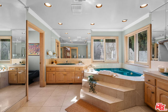 2103 N Hobart Boulevard, Los Angeles CA: https://media.crmls.org/mediaz/e279f086-9a21-4c53-bae8-de4be249d1d4.jpg