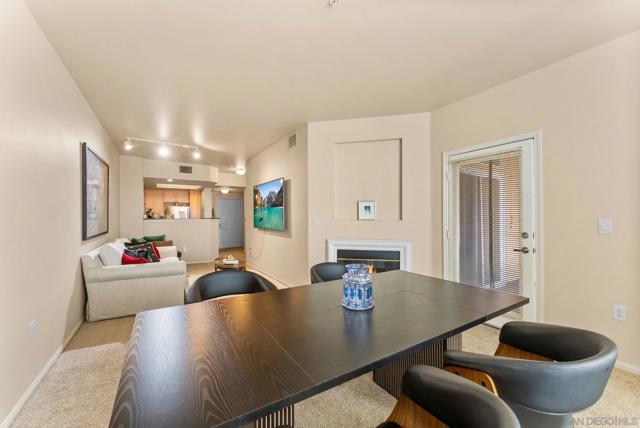 2400 5Th Ave, San Diego CA: https://media.crmls.org/mediaz/e27a8e5f-eb76-4139-b867-5d2a9d5da19d.jpg