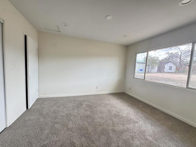 7421 Bannock Trail, Yucca Valley CA: https://media.crmls.org/mediaz/e27b29d5-e943-418f-8051-d9513d155570.jpg