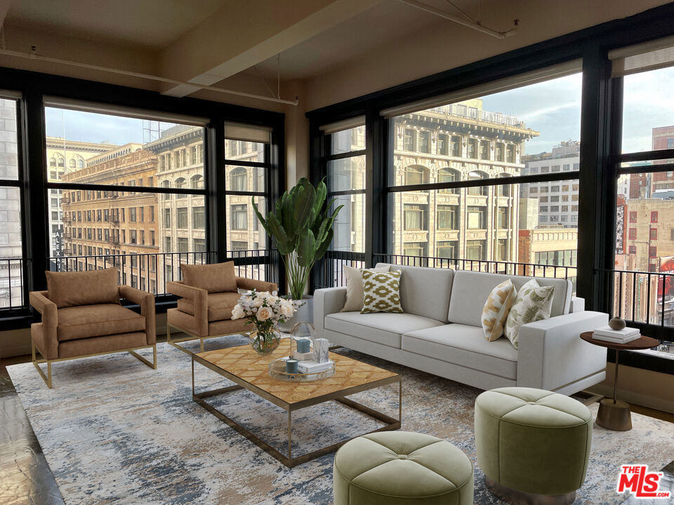 315 W 5th Street #409