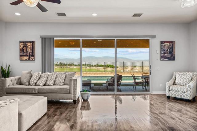 85115 Stazzano Place, Indio CA: https://media.crmls.org/mediaz/e27dc449-4252-491f-9ee1-bb00d2f6d4b3.jpg