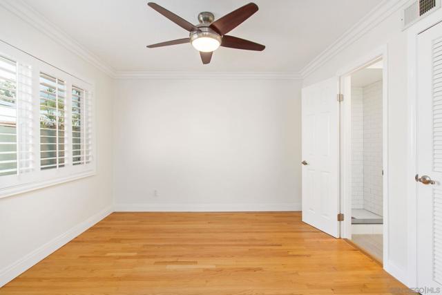 12216 Riesling Ct, San Diego CA: https://media.crmls.org/mediaz/e27e309d-239f-410d-bab1-1d42f0f3d070.jpg