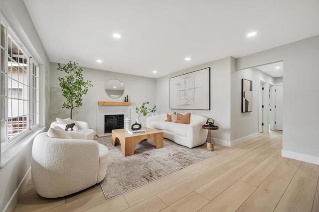 304 Evergreen Drive, South San Francisco CA: https://media.crmls.org/mediaz/e27ea268-dce6-4bb3-b91a-561680081f69.jpg