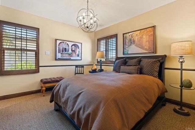 6937 CORTE LANGOSTA, Carlsbad CA: https://media.crmls.org/mediaz/e280708b-1e78-46ad-bcba-e4a7a0571c60.jpg