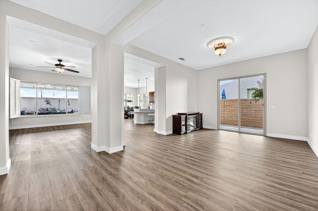 MLS #219139027DA image #17