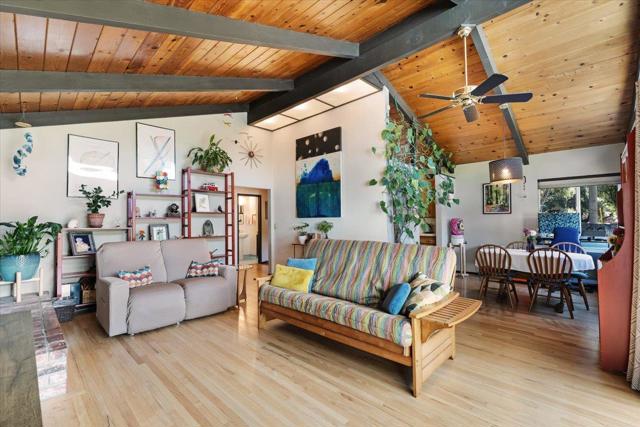 185 Woodston Way, Ben Lomond CA: https://media.crmls.org/mediaz/e280c874-d035-49ff-9663-f95f14a3eb99.jpg